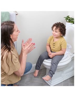 Entrenador de baño Ingenuity Potty Training